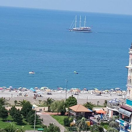 Appartement Apt Khimshiashvili 11 à Batoumi Extérieur photo